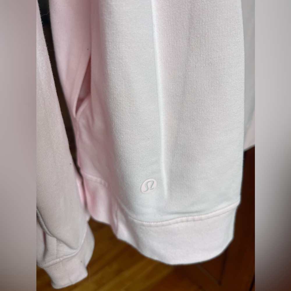 Lululemon Men’s hoodie